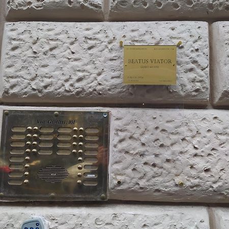 Beatus Viator Guest House Рим Екстериор снимка