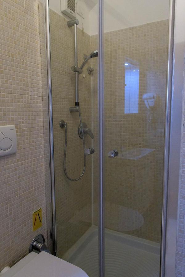 Beatus Viator Guest House Рим Екстериор снимка